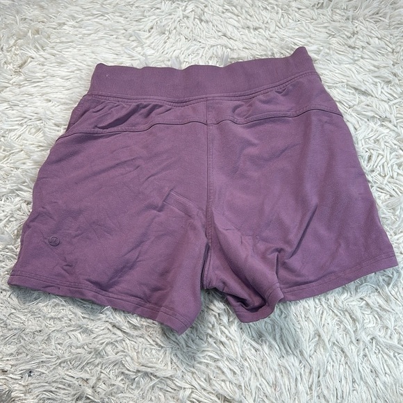 Lululemon Every Moment Short *3.5" Vintage Quartz - Picture 4 of 7